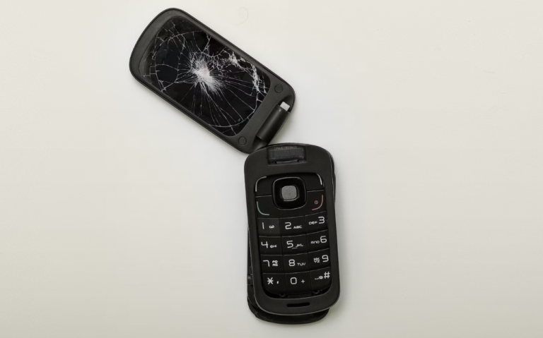 Stay Connected, Stay Comfortable: Best AT&T Flip Phones for Senior Citizens